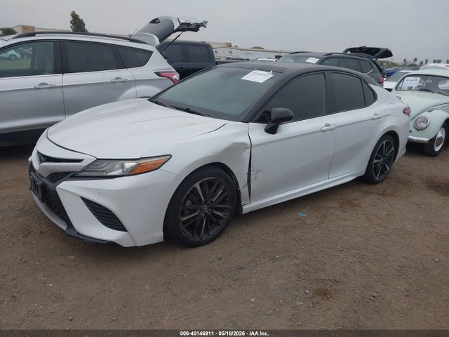 45146911 :رقم المزاد ، 4T1B61HK0KU226226 vin ، 2019 Toyota Camry Xse مزاد بيع