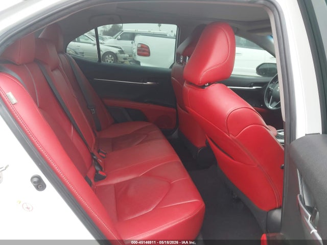 45146911 :رقم المزاد ، 4T1B61HK0KU226226 vin ، 2019 Toyota Camry Xse مزاد بيع