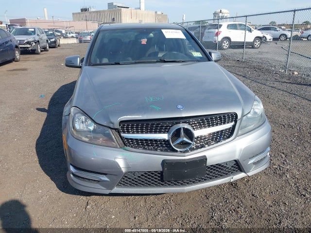 Продаж на аукціоні авто 2014 Mercedes-benz C 300 Sport 4matic, vin: WDDGF8ABXER323475, номер лоту: 45147005