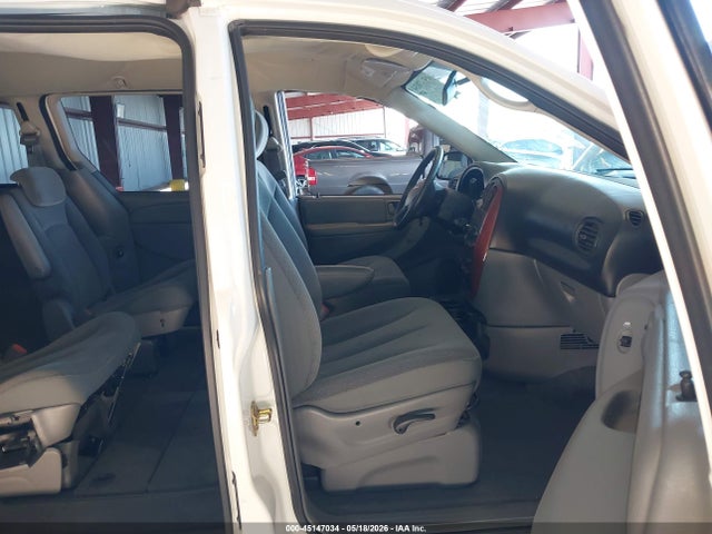45147034 :رقم المزاد ، 2C4GP44R75R449702 vin ، 2005 Chrysler Town & Country Lx مزاد بيع