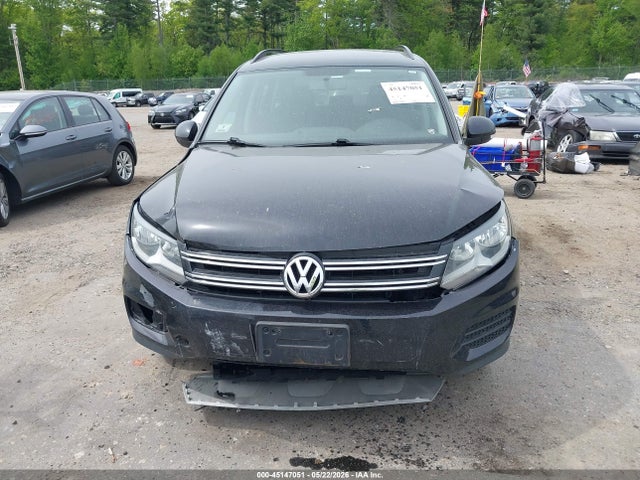 2018 Volkswagen Tiguan Limited 2.0t მანქანა იყიდება აუქციონზე, vin: WVGBV7AX7JK005860, აუქციონის ნომერი: 45147051