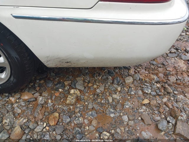 Aukcja sprzedaży 2000 Acura Rl 3.5, vin: JH4KA9651YC012874, numer aukcji: 45147078