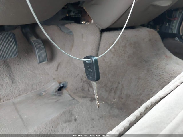 Aukcja sprzedaży 2002 Mercury Grand Marquis Gs, vin: 2MEFM74W02X621134, numer aukcji: 45147111
