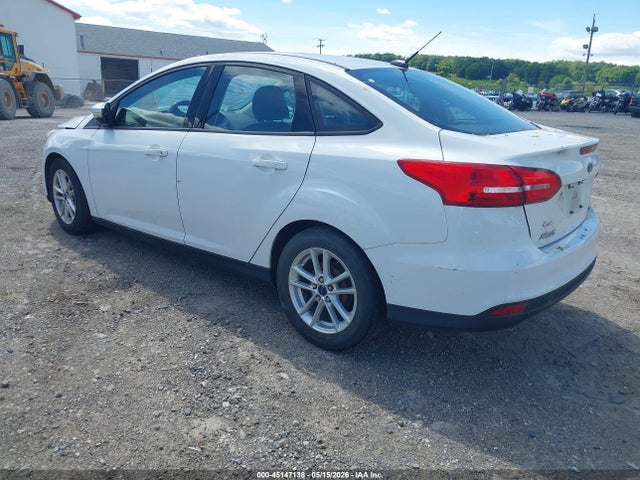 Продаж на аукціоні авто 2015 Ford Focus Se, vin: 1FADP3F20FL339197, номер лоту: 45147138