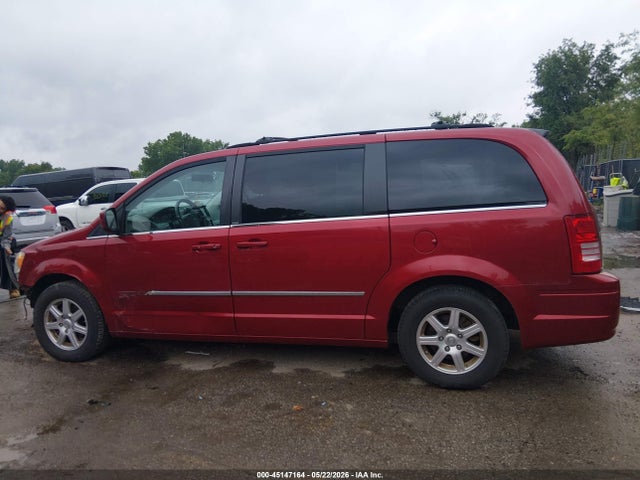 45147164 :رقم المزاد ، 2A4RR5D17AR233937 vin ، 2010 Chrysler Town & Country Touring مزاد بيع