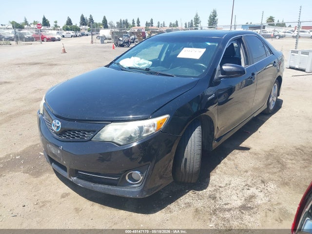 4T1BD1FK8EU130454 Toyota Camry Hybrid Se Limited Edition