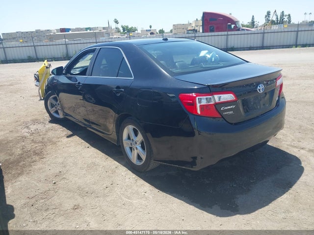 4T1BD1FK8EU130454 Toyota Camry Hybrid Se Limited Edition