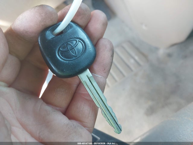 Продажа на аукционе авто 2004 Toyota Sienna Xle, vin: 5TDBA22C44S018853, номер лота: 45147188