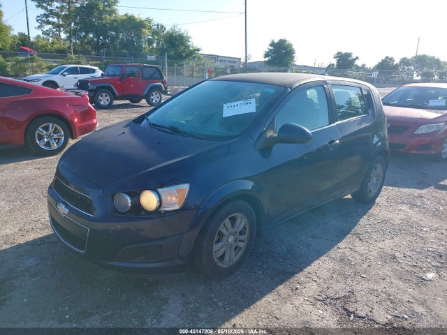45147208 :رقم المزاد ، 1G1JC6SHXG4135287 vin ، 2016 Chevrolet Sonic Lt Auto مزاد بيع