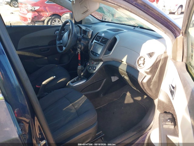 45147208 :رقم المزاد ، 1G1JC6SHXG4135287 vin ، 2016 Chevrolet Sonic Lt Auto مزاد بيع