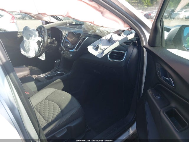 3GNAXKEV9KS631848 Chevrolet EQUINOX LT
