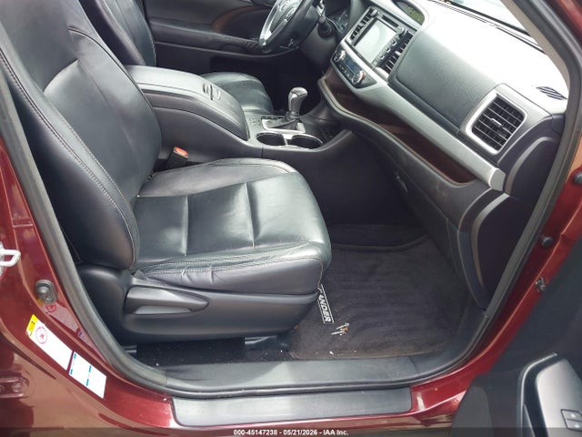 45147238 :رقم المزاد ، 5TDJKRFH6FS153827 vin ، 2015 Toyota Highlander Xle V6 مزاد بيع