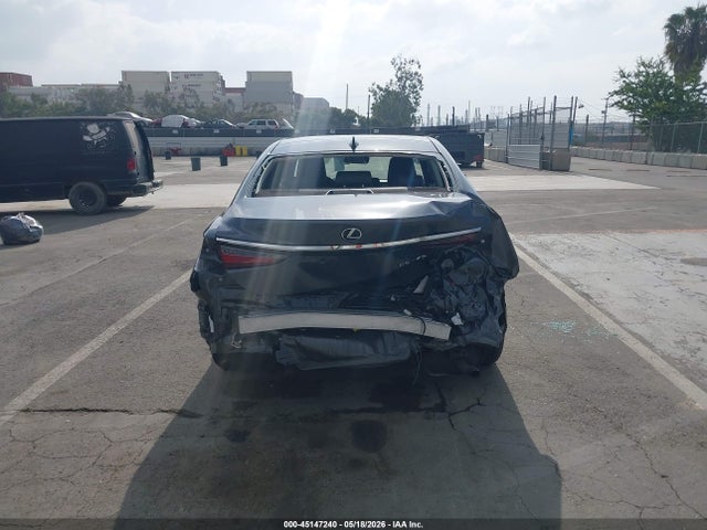 45147240 :رقم المزاد ، 58ADZ1B10NU120940 vin ، 2022 Lexus Es 350 مزاد بيع