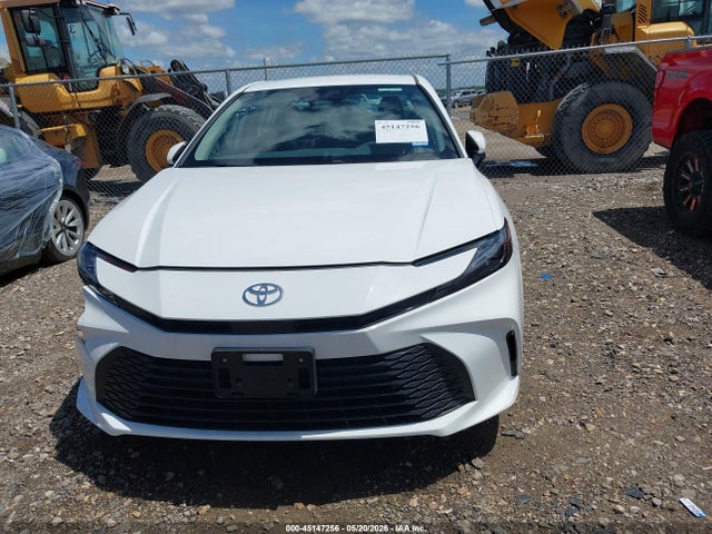 Продаж на аукціоні авто 2026 Toyota Camry Le, vin: 4T1DAACK4TU258614, номер лоту: 45147256