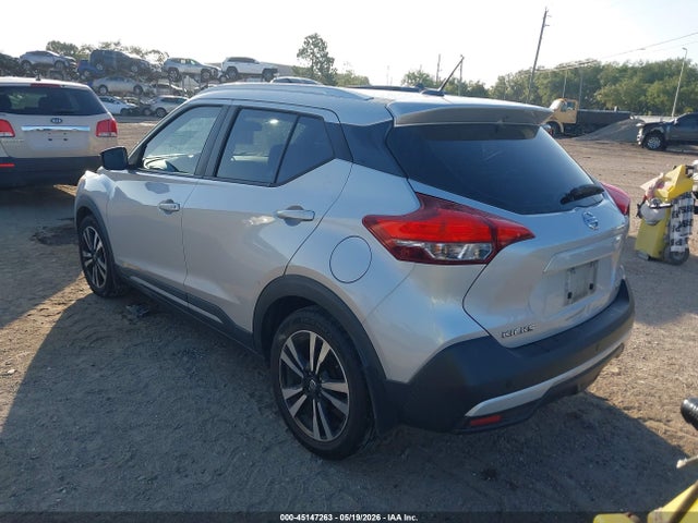 45147263 :رقم المزاد ، 3N1CP5CU1KL550000 vin ، 2019 Nissan Kicks Sr مزاد بيع