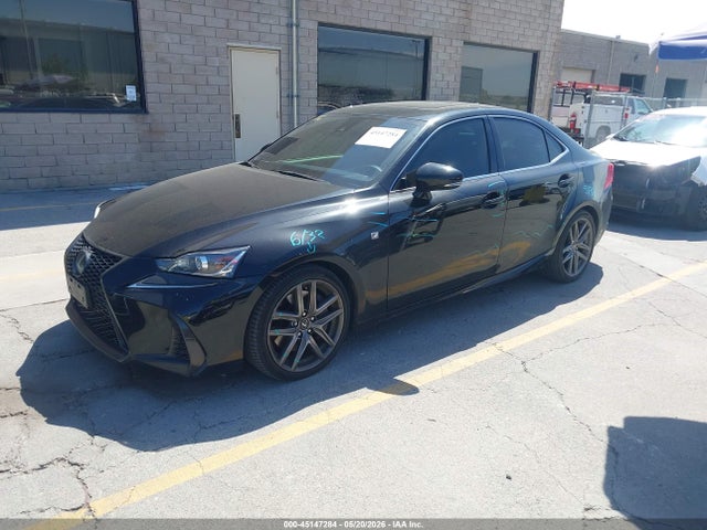 Lexus IS 200T 2017 JTHBA1D21H5043248 Image 2