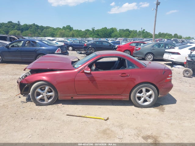 45147298 :رقم المزاد ، WDBKK65F73F285542 vin ، 2003 Mercedes-benz Slk 320 مزاد بيع