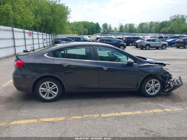 Продаж на аукціоні авто 2017 Chevrolet Cruze Lt Auto, vin: 1G1BE5SM5H7238641, номер лоту: 45147297