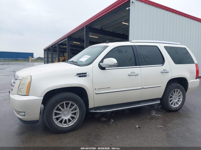 Продаж на аукціоні авто 2008 Cadillac Escalade Standard, vin: 1GYFK63848R277888, номер лоту: 45147304