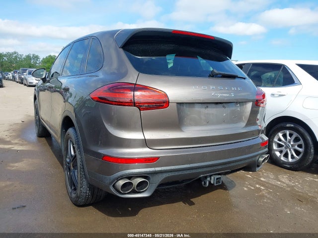 45147345 :رقم المزاد ، WP1AB2A26FLA59943 vin ، 2015 Porsche Cayenne S مزاد بيع