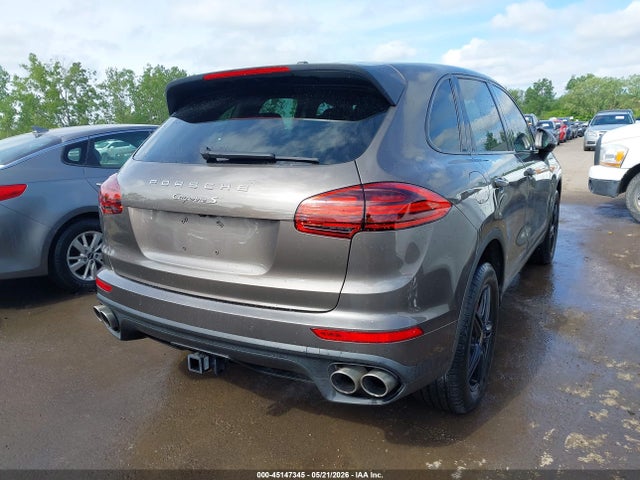 45147345 :رقم المزاد ، WP1AB2A26FLA59943 vin ، 2015 Porsche Cayenne S مزاد بيع