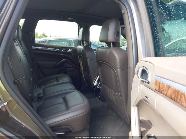 45147345 :رقم المزاد ، WP1AB2A26FLA59943 vin ، 2015 Porsche Cayenne S مزاد بيع