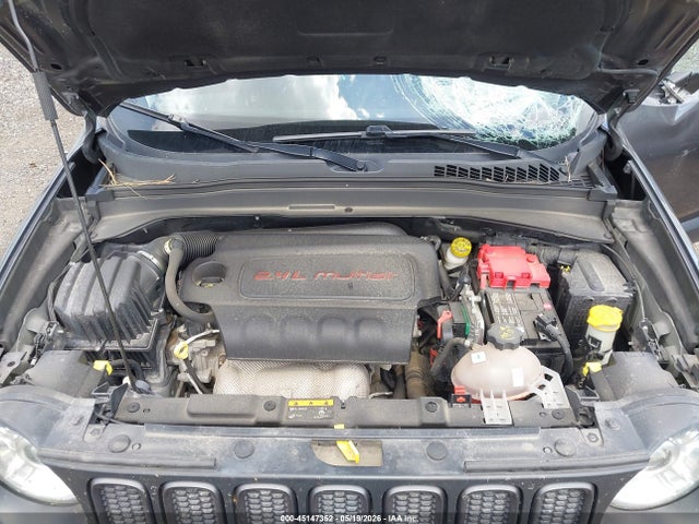 ZACCJBCB4JPH08234 Jeep Renegade Trailhawk 4x4