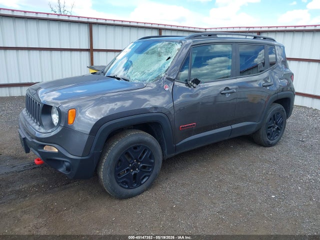 ZACCJBCB4JPH08234 Jeep Renegade Trailhawk 4x4