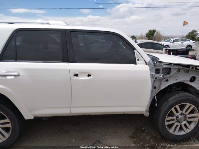 45147354 :رقم المزاد ، JTEBU5JR7C5094033 vin ، 2012 Toyota 4runner Limited مزاد بيع