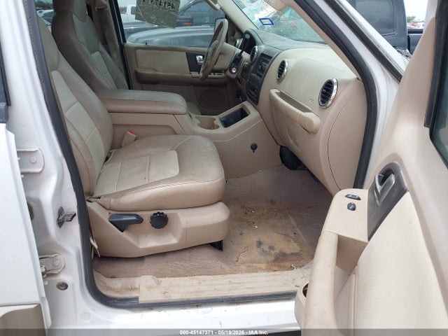 2004 Ford Expedition Eddie Bauer მანქანა იყიდება აუქციონზე, vin: 1FMFU17L24LB15817, აუქციონის ნომერი: 45147371
