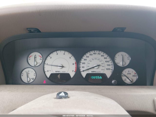 2003 Jeep Grand Cherokee Limited მანქანა იყიდება აუქციონზე, vin: 1J4GW58NX3C560647, აუქციონის ნომერი: 45147405