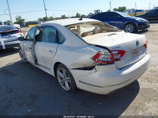 1VWBT7A34FC062054 Volkswagen Passat 1.8t Se