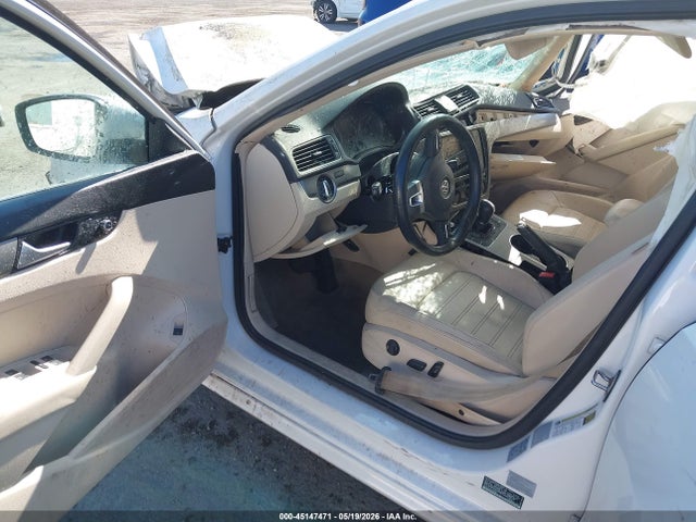1VWBT7A34FC062054 Volkswagen Passat 1.8t Se