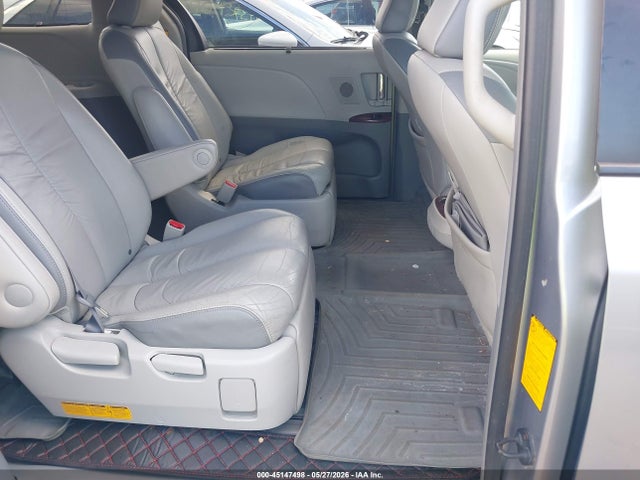 Продаж на аукціоні авто 2011 Toyota Sienna Limited, vin: 5TDDK3DC2BS008795, номер лоту: 45147498