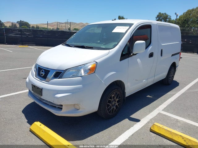 45147525 :رقم المزاد ، 3N6CM0KN0FK704451 vin ، 2015 Nissan Nv200 Sv مزاد بيع