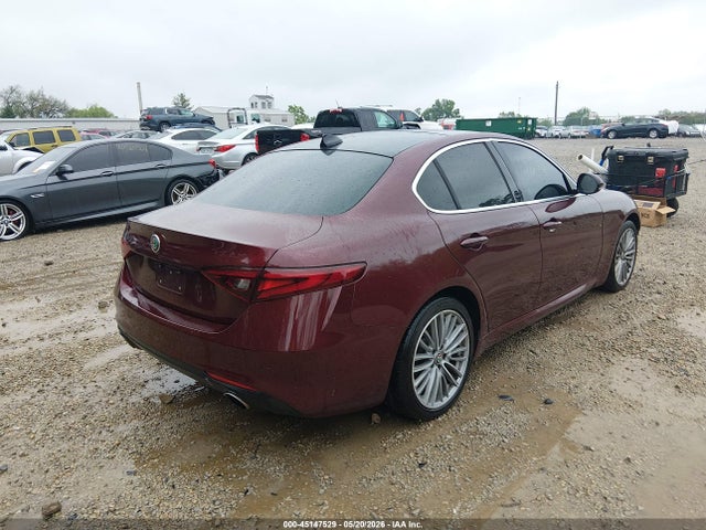 2017 Alfa Romeo Giulia Ti Awd მანქანა იყიდება აუქციონზე, vin: ZARFAEEN6H7547971, აუქციონის ნომერი: 45147529