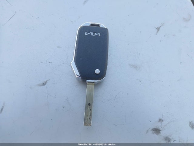 KNDPUCAG8P7057208 KIA Sportage Hybrid Lx
