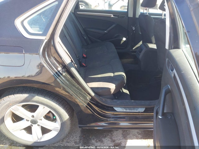 Продаж на аукціоні авто 2016 Volkswagen Passat 1.8t R-line, vin: 1VWAT7A30GC036015, номер лоту: 45147542