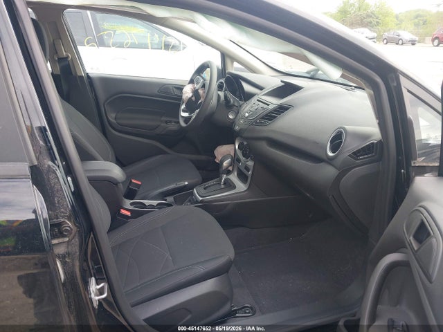 2019 Ford Fiesta Se მანქანა იყიდება აუქციონზე, vin: 3FADP4EJ0KM144692, აუქციონის ნომერი: 45147652