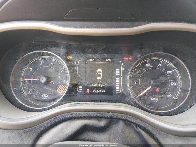 2014 Jeep Cherokee Latitude მანქანა იყიდება აუქციონზე, vin: 1C4PJMCB3EW308221, აუქციონის ნომერი: 45147662