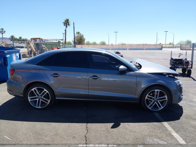 2020 Audi A3 Premium Plus 40 Tfsi Front-wheel Drive S Tronic მანქანა იყიდება აუქციონზე, vin: WAUCUGFF5LA100600, აუქციონის ნომერი: 45147664