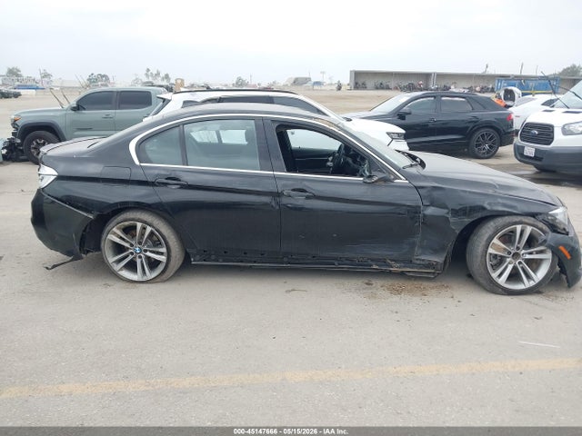45147666 :رقم المزاد ، WBA8B9C54JAE21966 vin ، 2018 Bmw 330i مزاد بيع