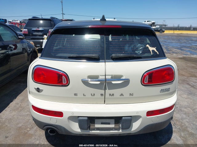 Mini COOPER CLUBMAN 2018 WMWLN5C54J2E34060 Image 16
