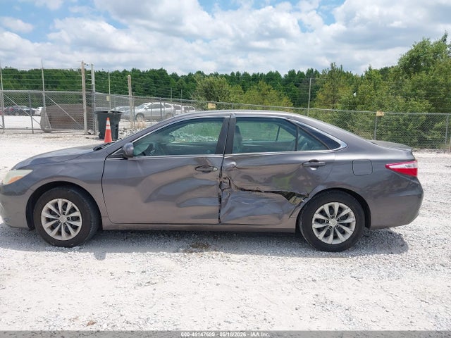 4T1BF1FKXFU009890 Toyota Camry Le/xle/se/xse