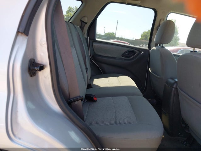 Продажа на аукционе авто 2005 Ford Escape Xlt, vin: 1FMYU93175KE22094, номер лота: 45147703