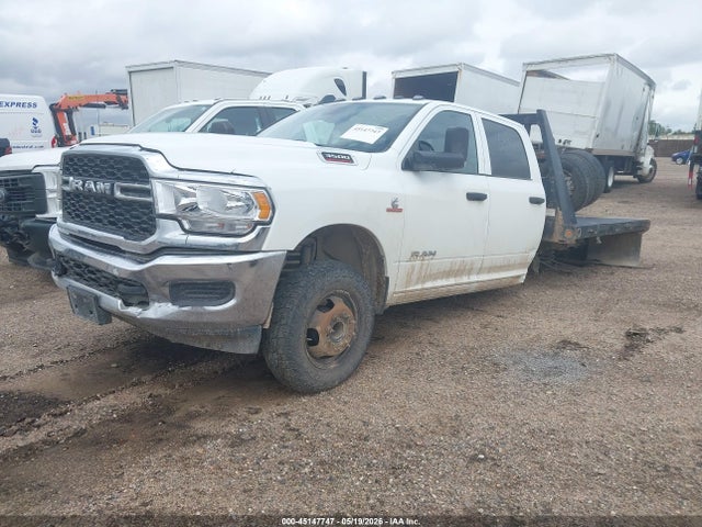 RAM 3500 2022 3C63RRGL1NG396859 Image 2