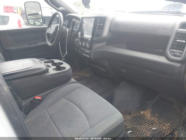 RAM 3500 2022 3C63RRGL1NG396859 Image 6