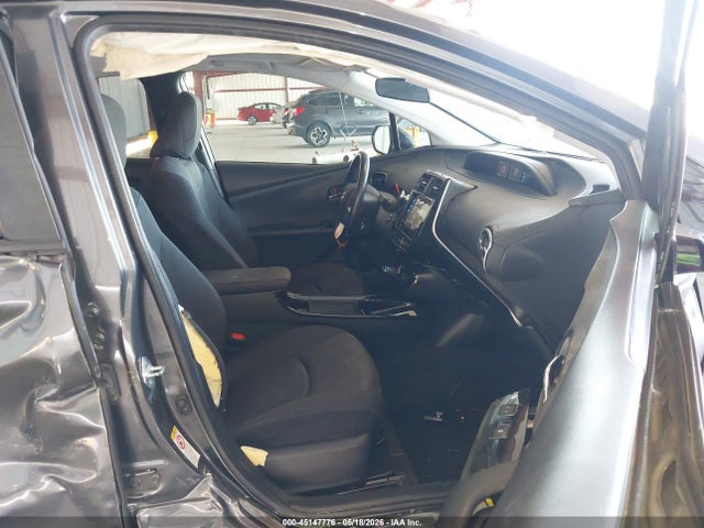 Toyota Prius Three 2016 JTDKARFU4G3012925 Image 5