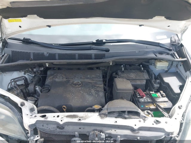 2016 Toyota Sienna Se 8 Passenger მანქანა იყიდება აუქციონზე, vin: 5TDXK3DC6GS746412, აუქციონის ნომერი: 45147842