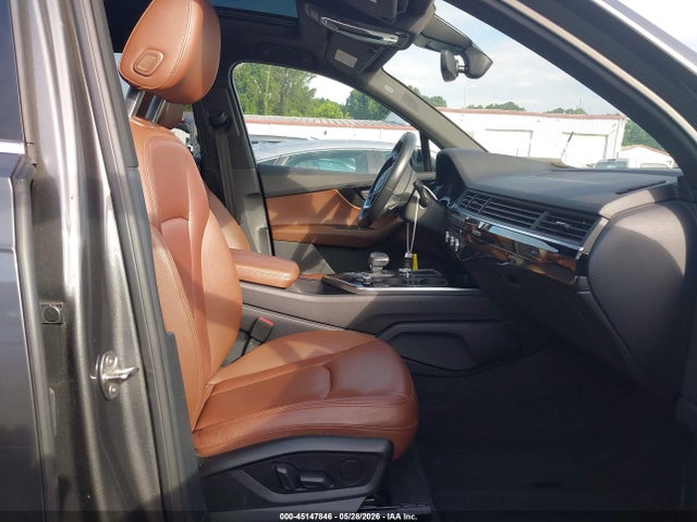 2019 Audi Q7 55 Premium/55 Se Premium მანქანა იყიდება აუქციონზე, vin: WA1LAAF75KD001588, აუქციონის ნომერი: 45147846